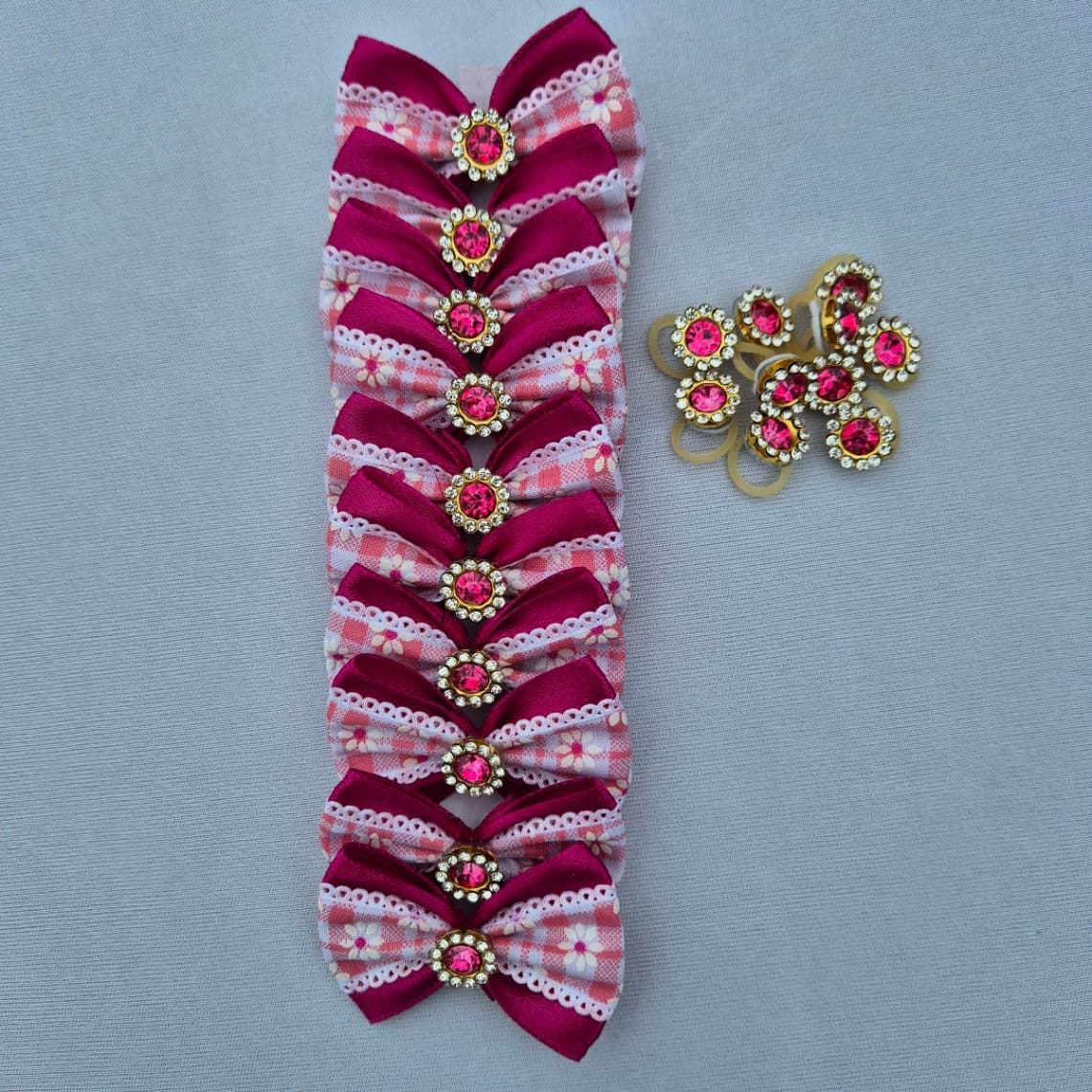 Laços e Joinhas de Penteado Pet Vinho - Imagem 1