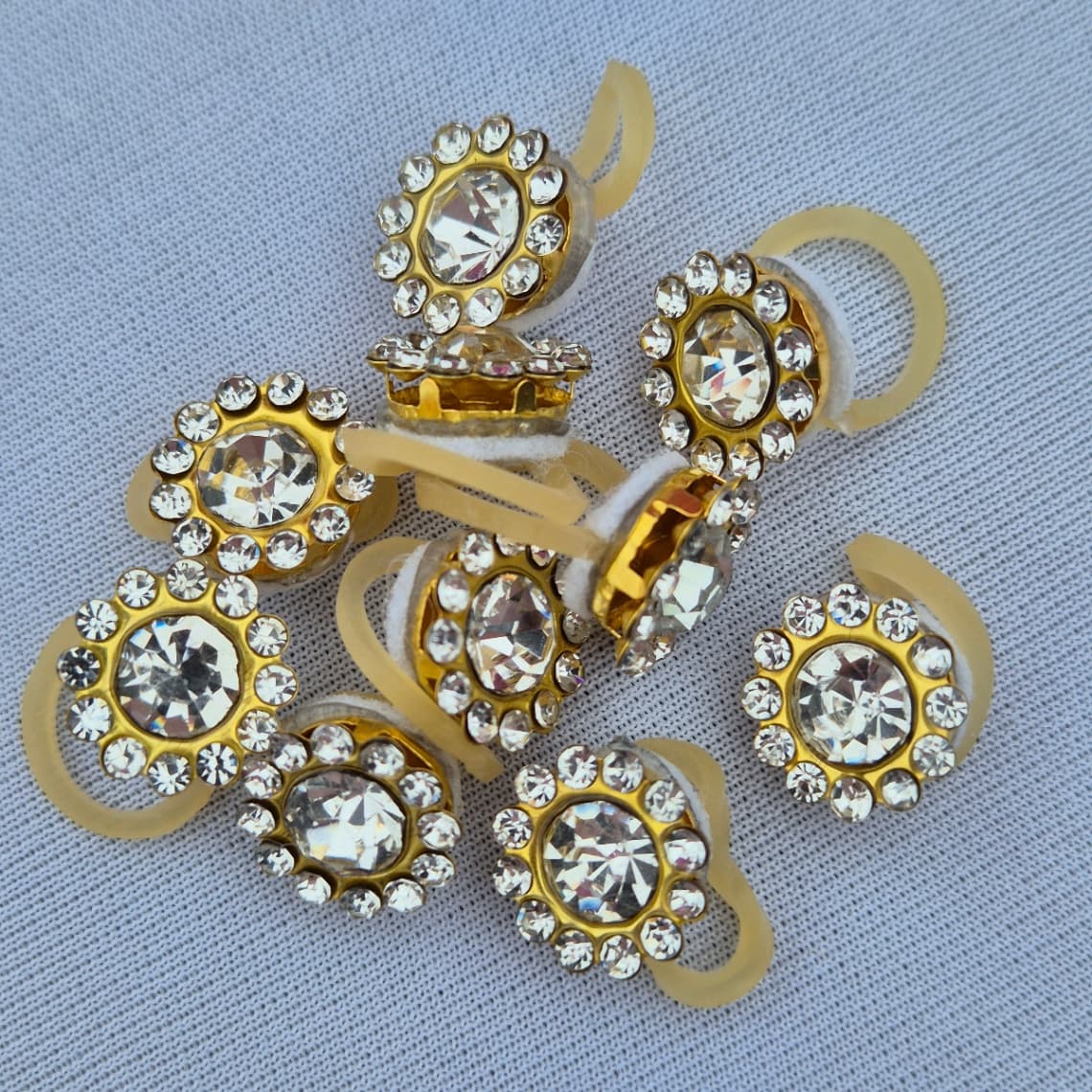 Laços e Joinhas de Penteado Pet Prata - Imagem 3